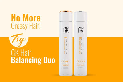 Come gestire i capelli grassi? Aiutati con il duo shampoo e balsamo riequilibrante